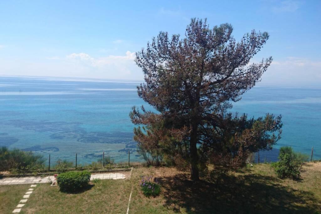 Апартаменты Sunshine House Offering Spectacular Views To Olymp A Неа-Ираклия Экстерьер фото