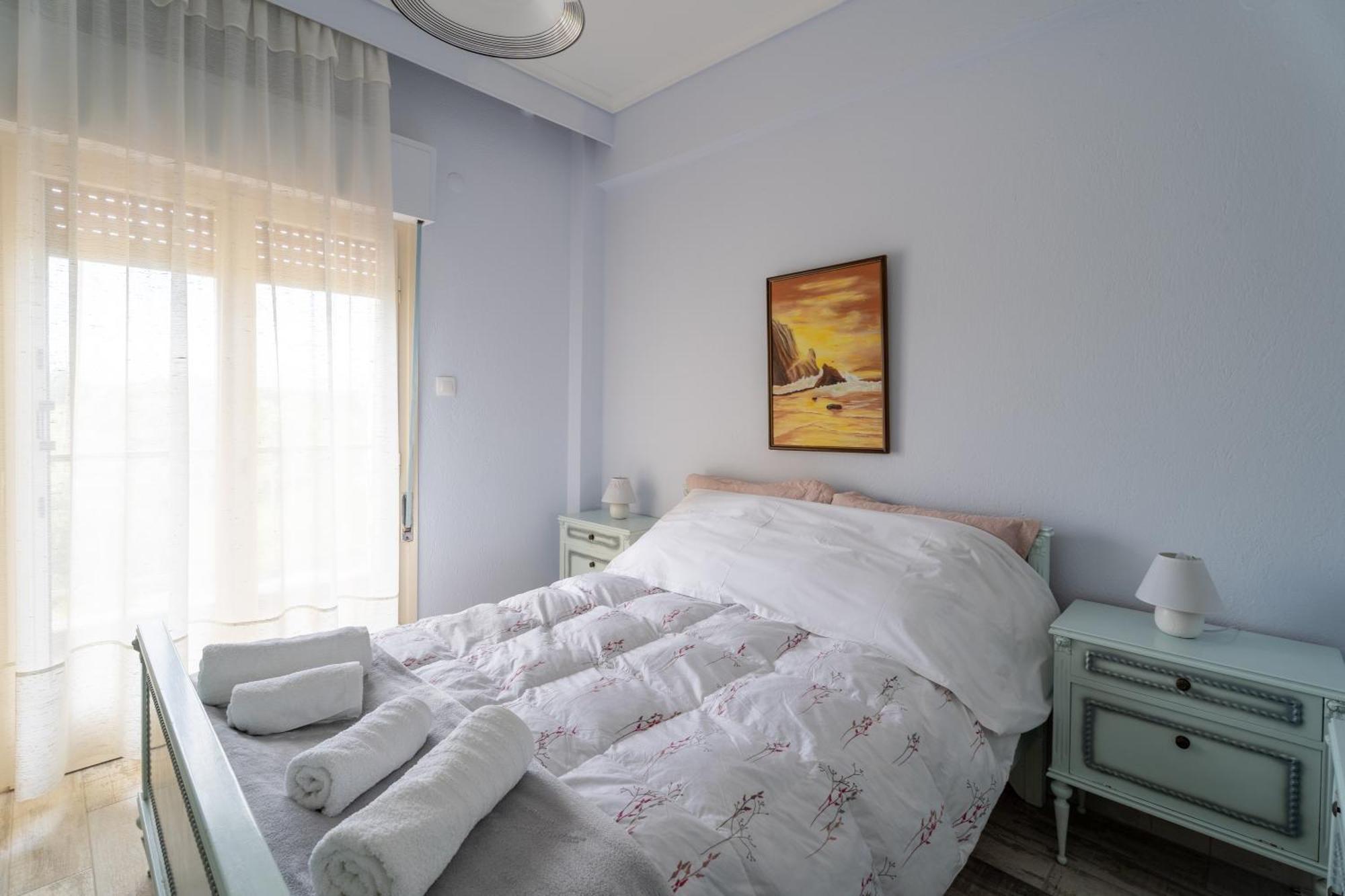 Апартаменты Sunshine House Offering Spectacular Views To Olymp A Неа-Ираклия Экстерьер фото