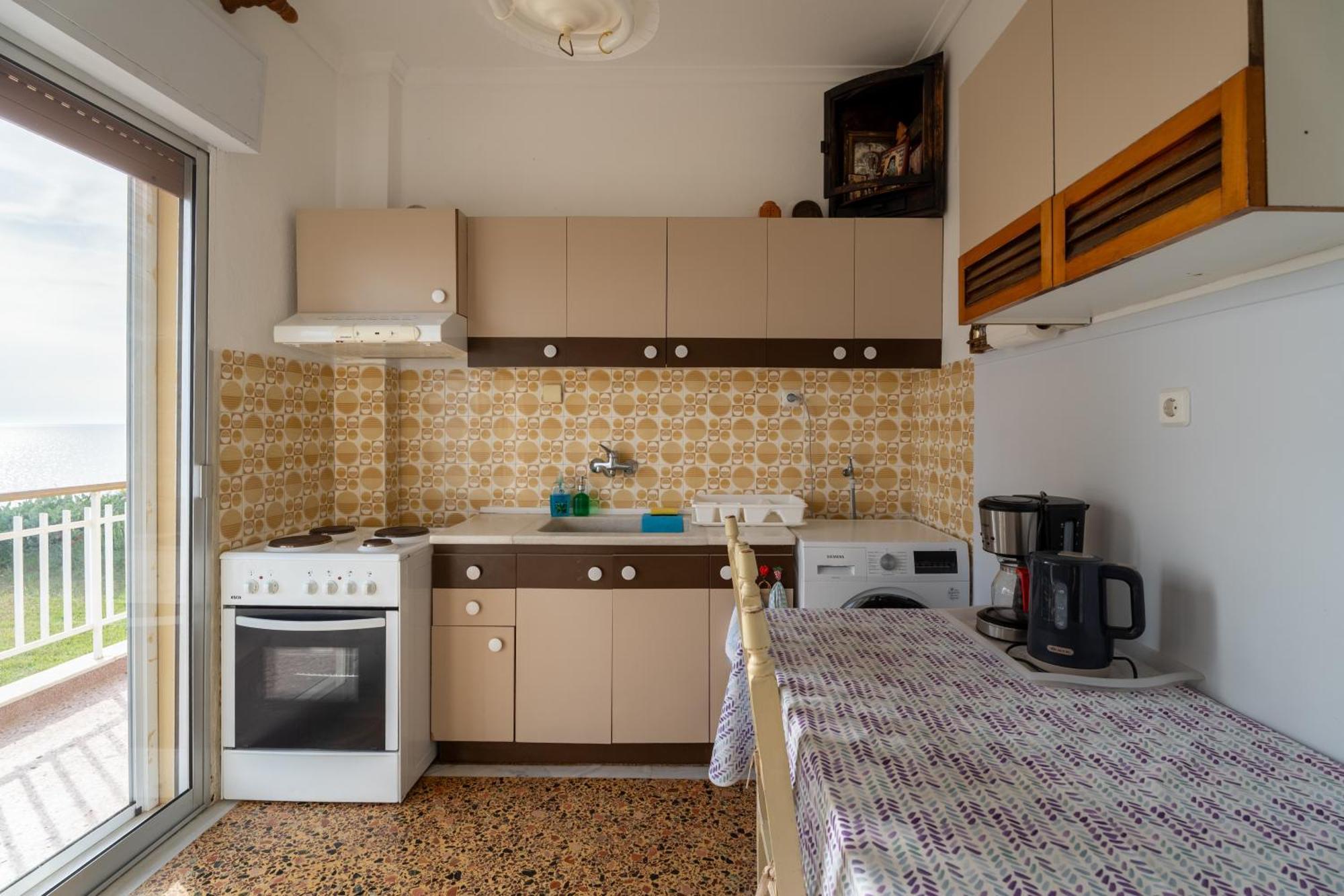 Апартаменты Sunshine House Offering Spectacular Views To Olymp A Неа-Ираклия Экстерьер фото